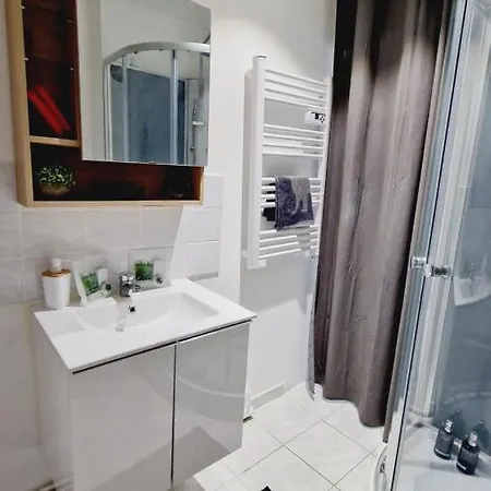 J.Mo Home - Louvroil - Calme - Idéal couple - Déplacement PRO Extérieur photo