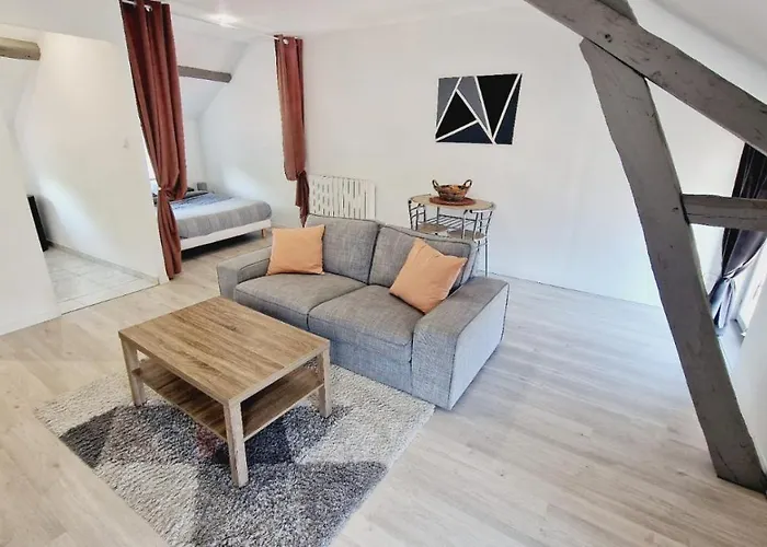 J.Mo Home - Louvroil - Calme - Idéal couple - Déplacement PRO